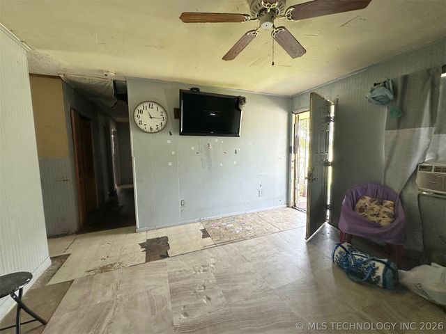 2002 N 15th Street, Mcalester, OK 74501
