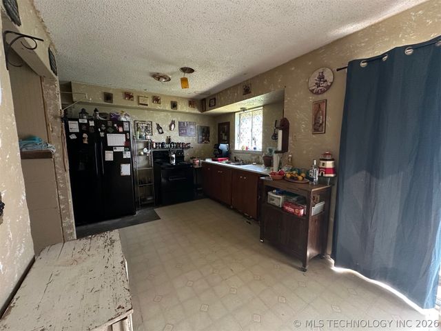 2002 N 15th Street, Mcalester, OK 74501