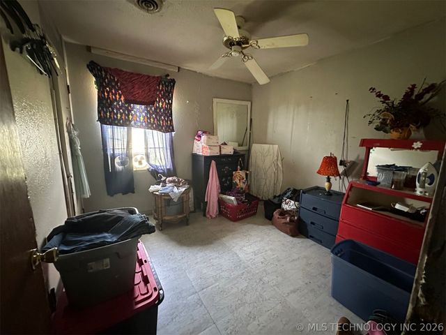 2002 N 15th Street, Mcalester, OK 74501