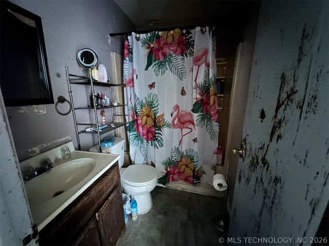 2002 N 15th Street, Mcalester, OK 74501
