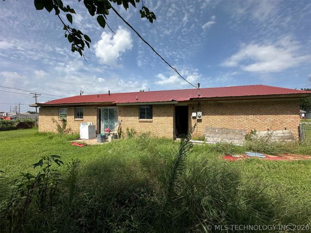 2002 N 15th Street, Mcalester, OK 74501