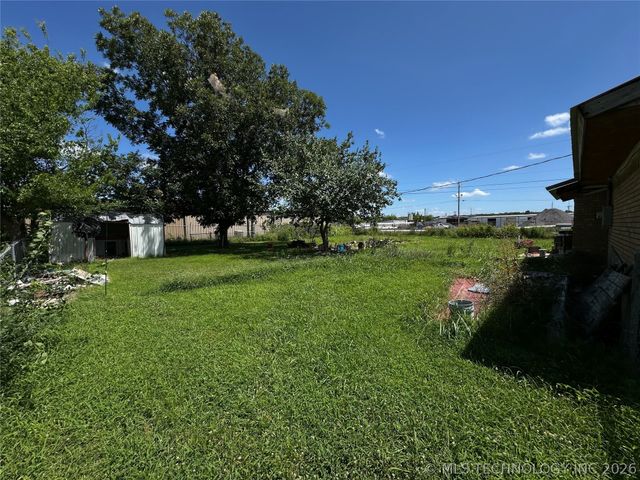 2002 N 15th Street, Mcalester, OK 74501