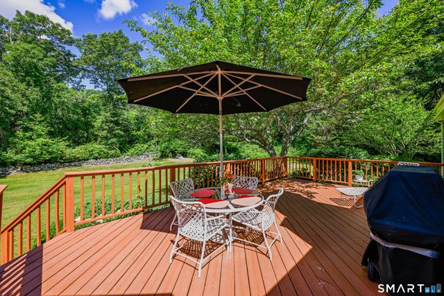 199 Taugwonk Road, Stonington, CT 06378