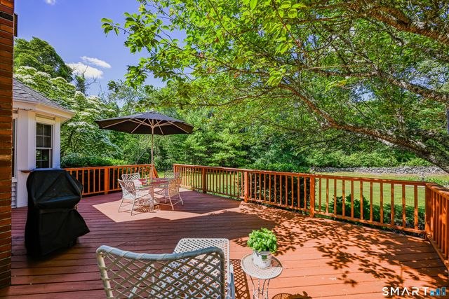 199 Taugwonk Road, Stonington, CT 06378