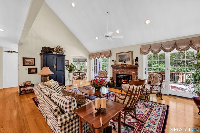 199 Taugwonk Road, Stonington, CT 06378