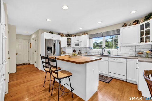 199 Taugwonk Road, Stonington, CT 06378