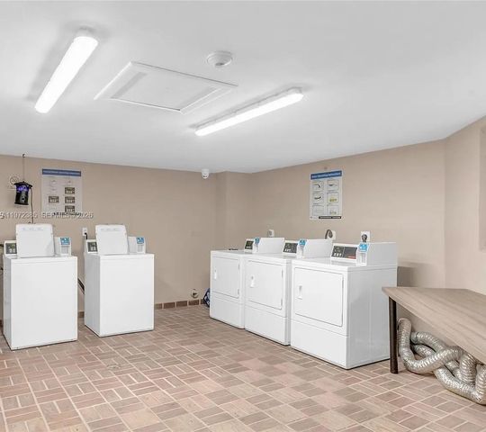 8760 SW 133rd Ave Rd 210, Miami, FL 33183