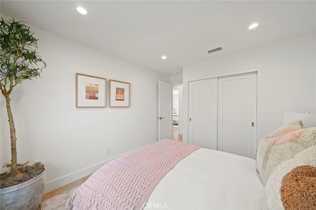 20852 Farnsworth Lane, Huntington Beach, CA 92646