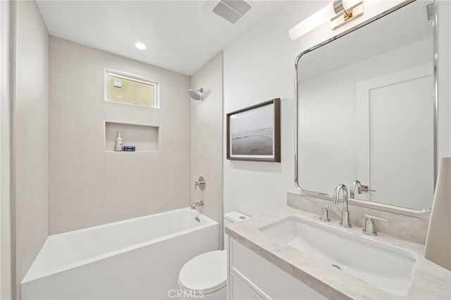 20852 Farnsworth Lane, Huntington Beach, CA 92646