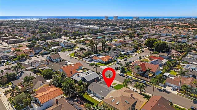 20852 Farnsworth Lane, Huntington Beach, CA 92646