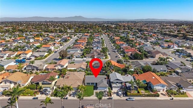 20852 Farnsworth Lane, Huntington Beach, CA 92646