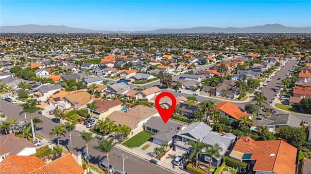 20852 Farnsworth Lane, Huntington Beach, CA 92646