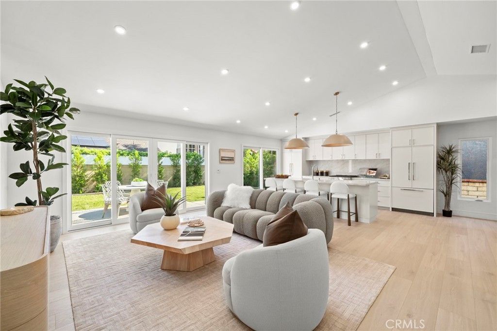 20852 Farnsworth Lane, Huntington Beach, CA 92646 — photo 3