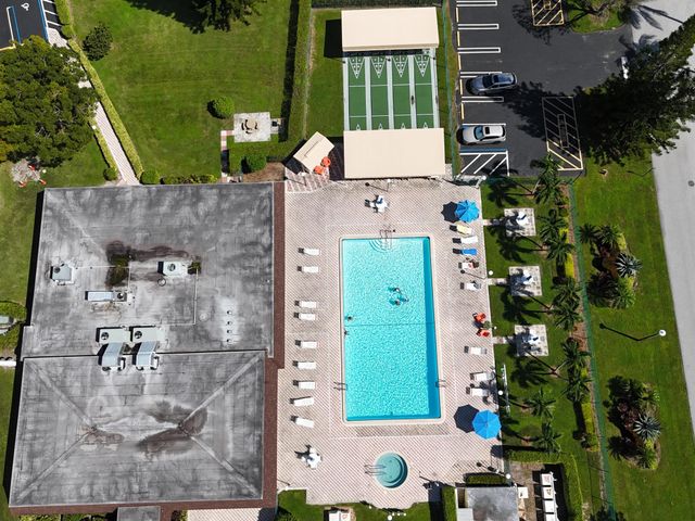 2521 Red Hibiscus Blvd 32-D, Delray Beach, FL 33445