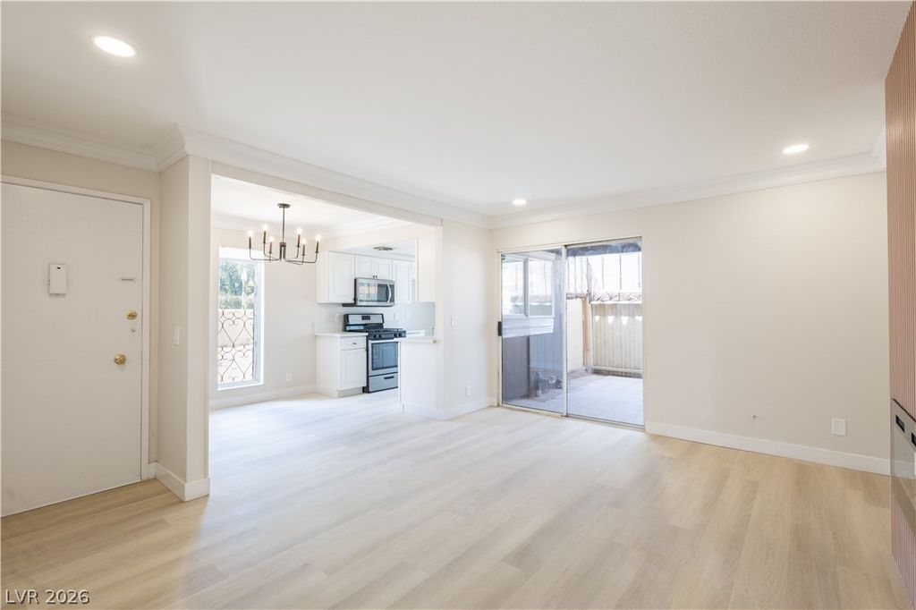 1405 Vegas Valley Drive 49, Las Vegas, NV 89169 — photo 4