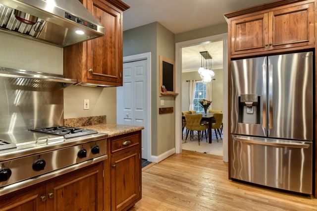 35 Johnson Drive, Holliston, MA 01746