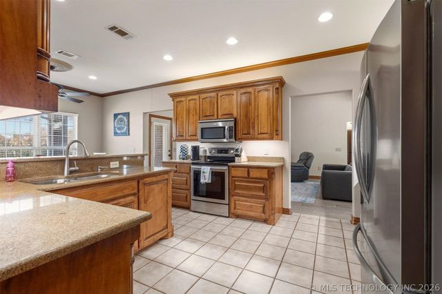 9 Tabernacle, Calera, OK 74730