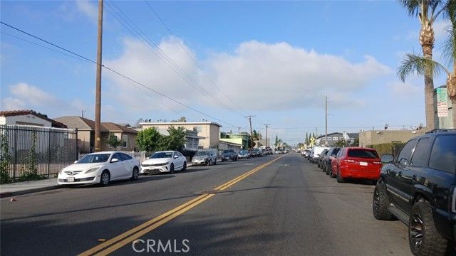 456 E Market, Long Beach, CA 90805