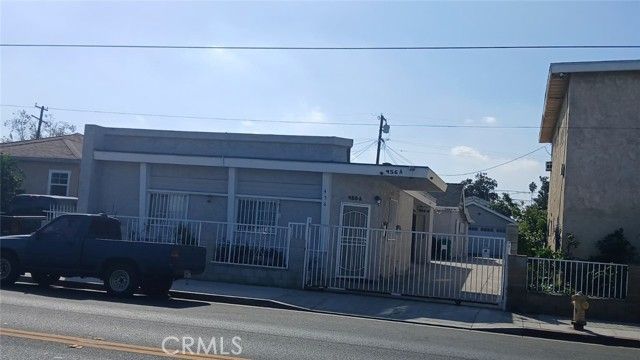 456 E Market, Long Beach, CA 90805