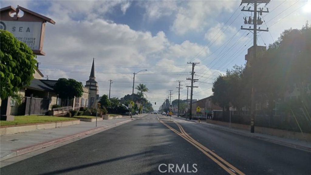 456 E Market, Long Beach, CA 90805