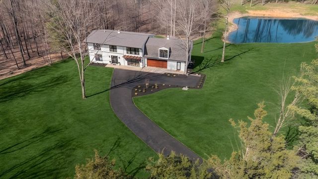 1510 East Piney Road, Dickson, TN 37055