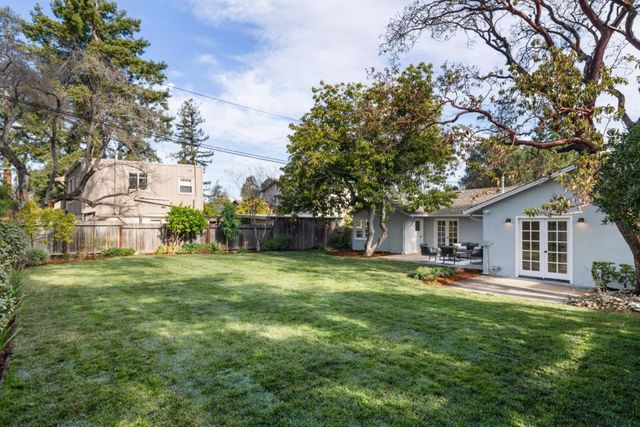 564 Orange Avenue, Los Altos, CA 94022