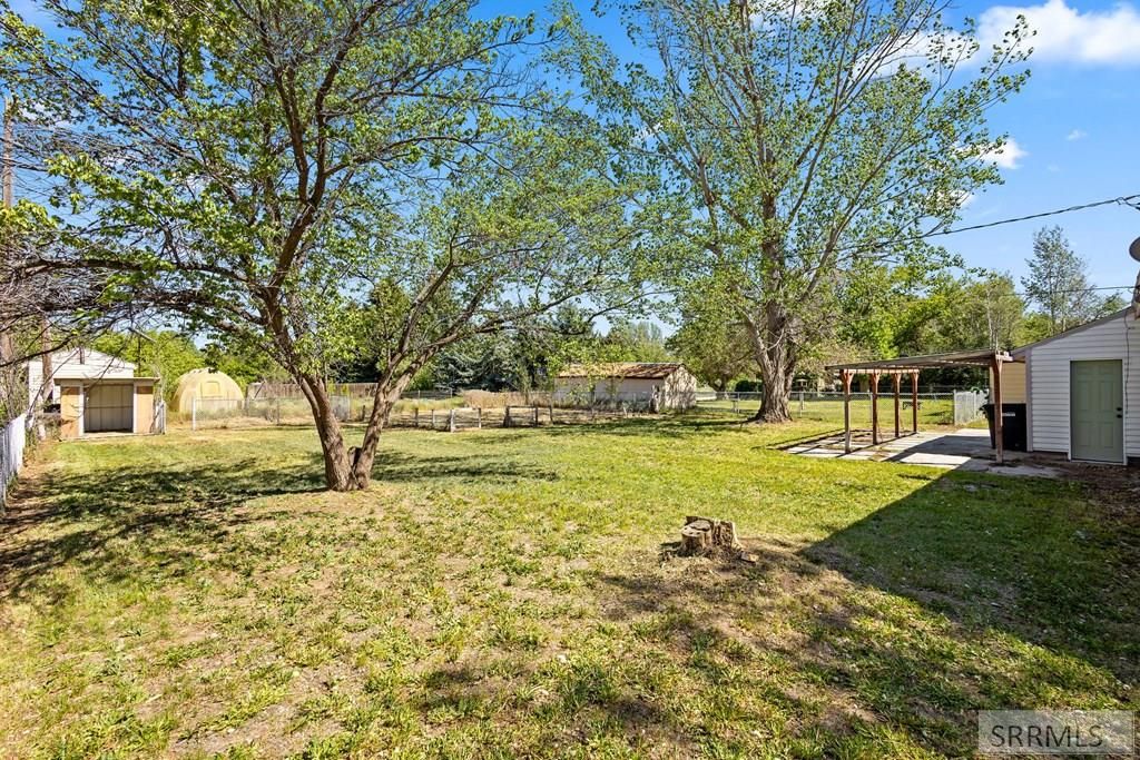Image 24 of property listing at 1895 S Avocet Drive, Ammon, ID 83406