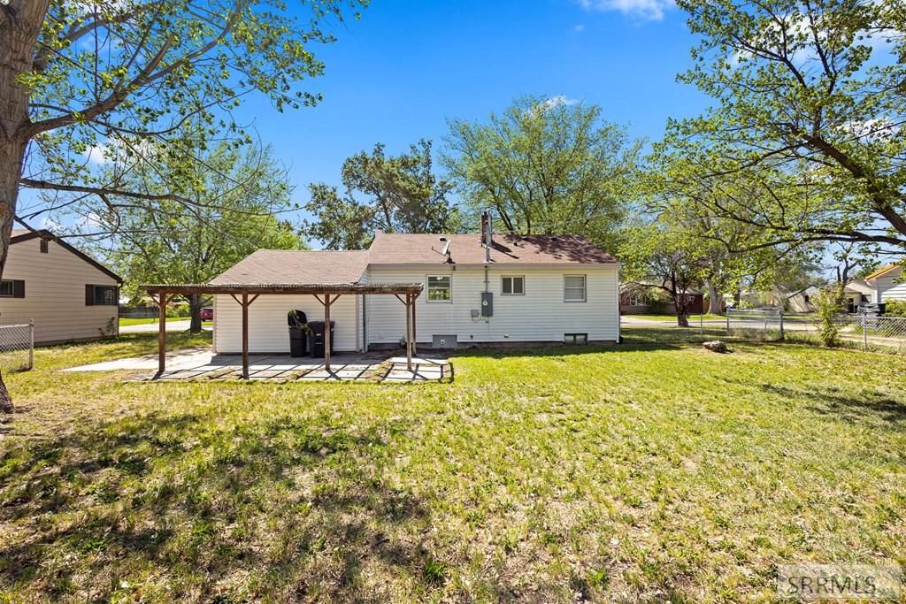 Image 25 of property listing at 1895 S Avocet Drive, Ammon, ID 83406