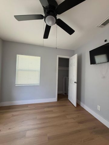 217 E 24TH Street, Riviera Beach, FL 33404
