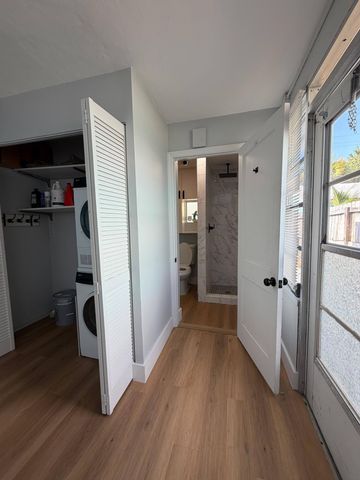 217 E 24TH Street, Riviera Beach, FL 33404