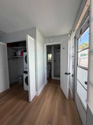217 E 24TH Street, Riviera Beach, FL 33404