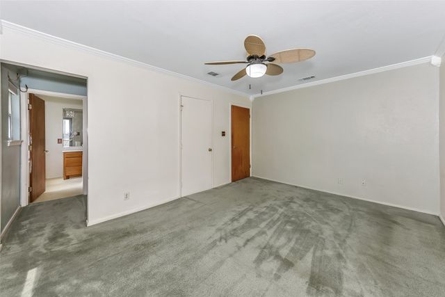 1916 Valley Lane, Arlington, TX 76013