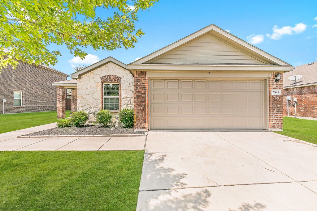 2915 Aberdeen Drive, Seagoville, TX 75159
