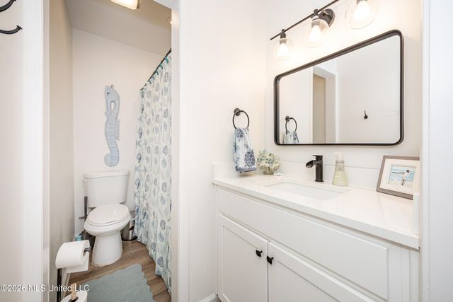 114 Ethel Circle, 17, Ocean Springs, MS 39564