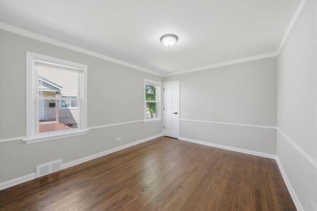 13116 S Avenue O Avenue, Chicago, IL 60633