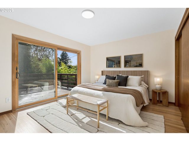 14014 Ne ROSE Pkwy, Portland, OR 97230
