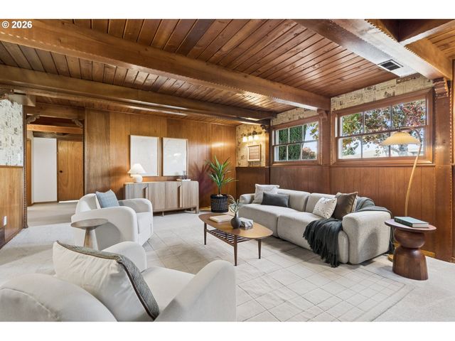 14014 Ne ROSE Pkwy, Portland, OR 97230