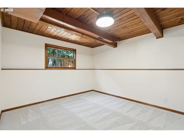 14014 Ne ROSE Pkwy, Portland, OR 97230