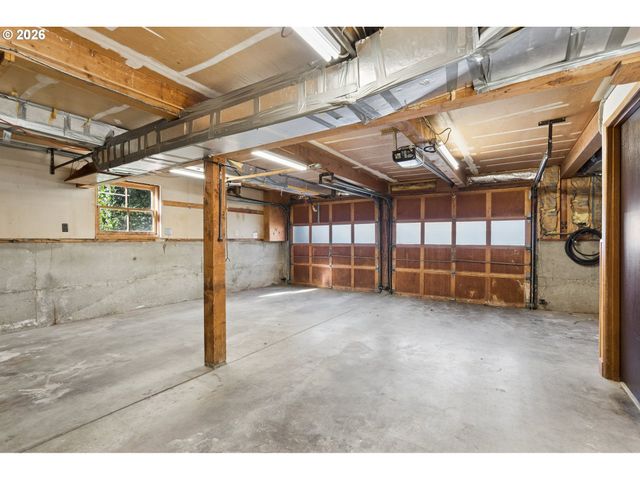 14014 Ne ROSE Pkwy, Portland, OR 97230