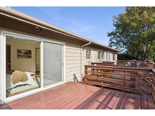 14014 Ne ROSE Pkwy, Portland, OR 97230