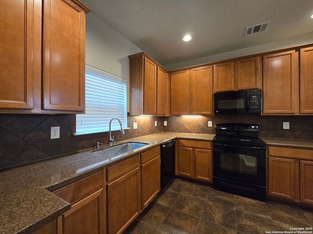 12326 Abbey Garden, San Antonio, TX 78249