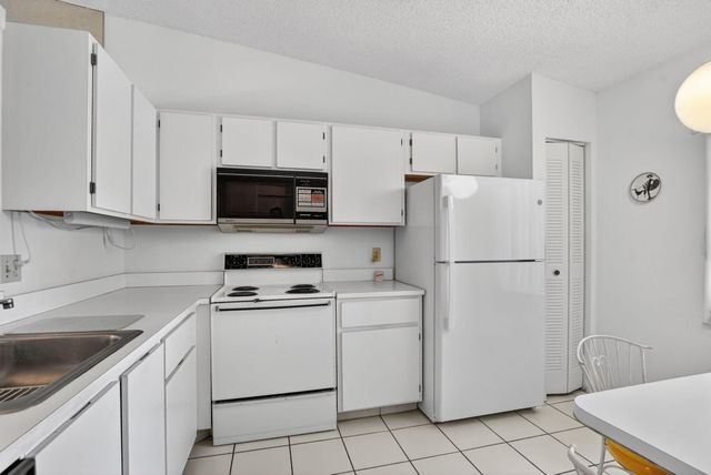 8891 Windtree Street, Boca Raton, FL 33496