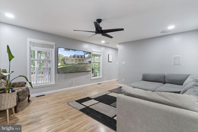 1220 HOLLYBERRY CT, Huntingtown, MD 20639