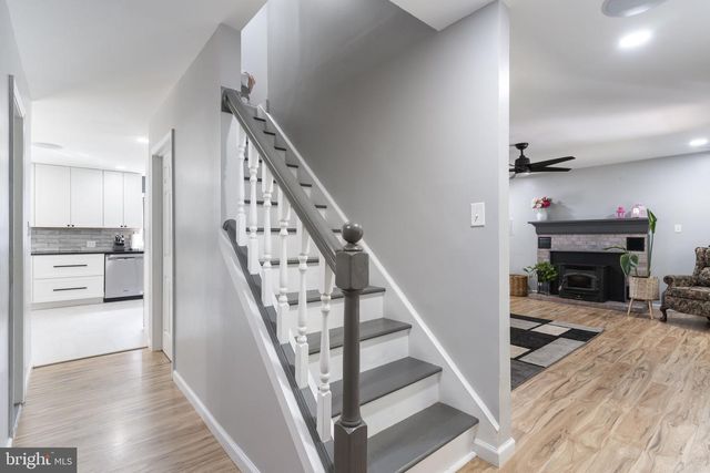 1220 HOLLYBERRY CT, Huntingtown, MD 20639