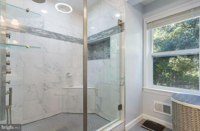 1220 HOLLYBERRY CT, Huntingtown, MD 20639