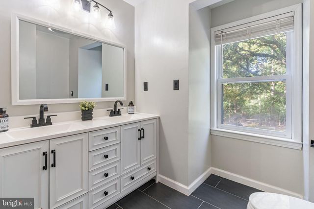 1220 HOLLYBERRY CT, Huntingtown, MD 20639