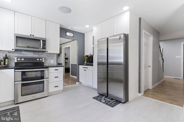 1220 HOLLYBERRY CT, Huntingtown, MD 20639