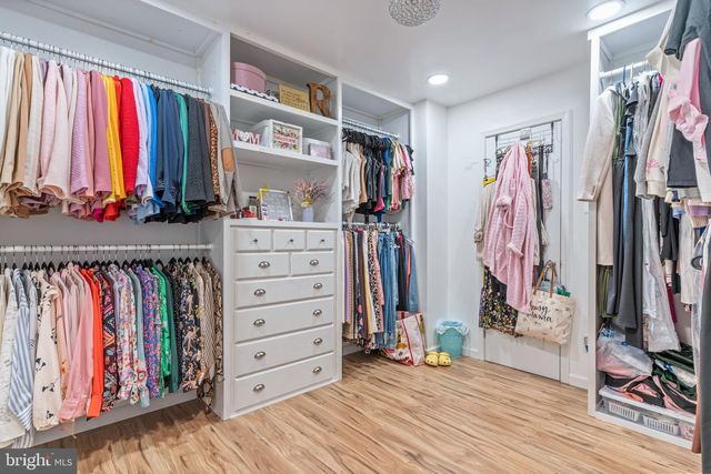 1220 HOLLYBERRY CT, Huntingtown, MD 20639