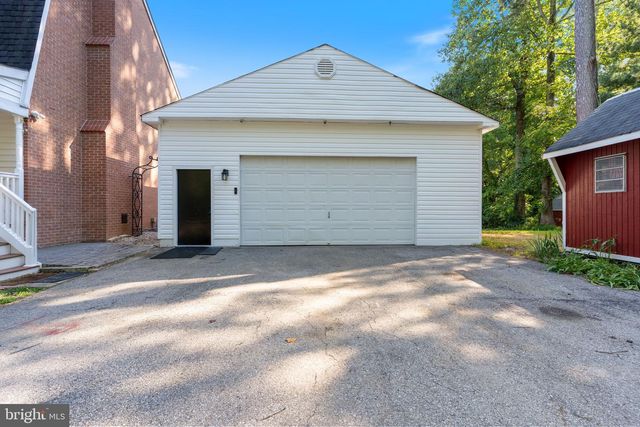1220 HOLLYBERRY CT, Huntingtown, MD 20639