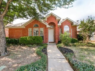 1428 Ross Drive, Lewisville, TX 75067